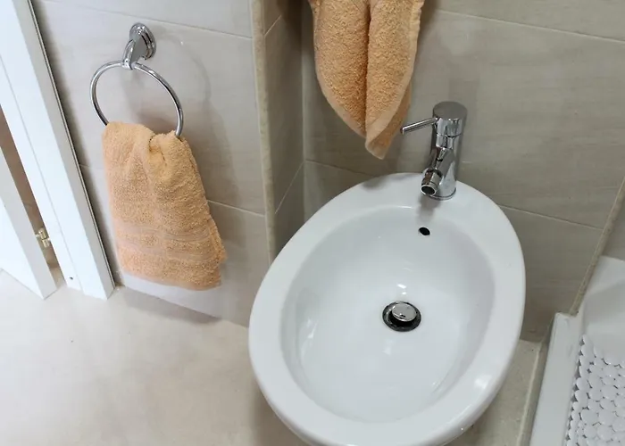 Hotel House Adrian Naples