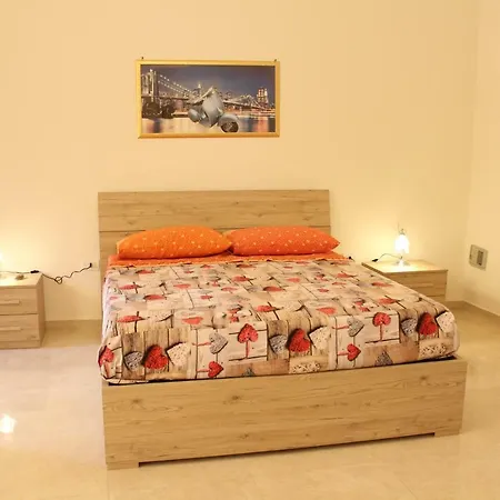 Hotel House Adrian Nápoles