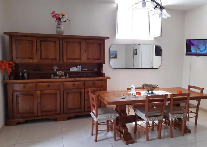 House Adrian * Neapel